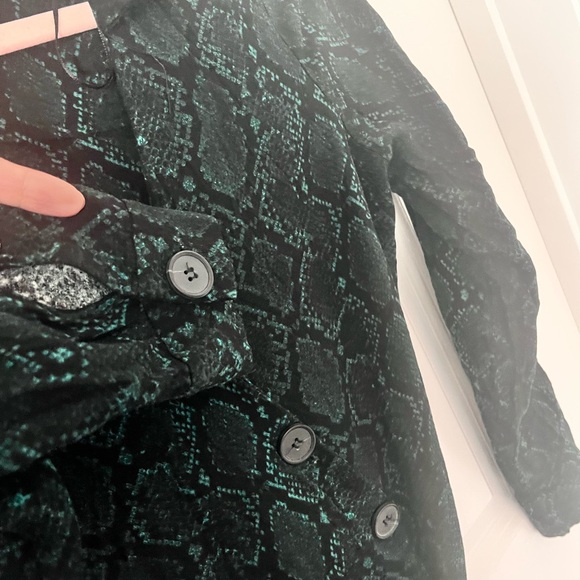 Zara Green Snake Print Long Sleeve Dress - Picture 7 of 10